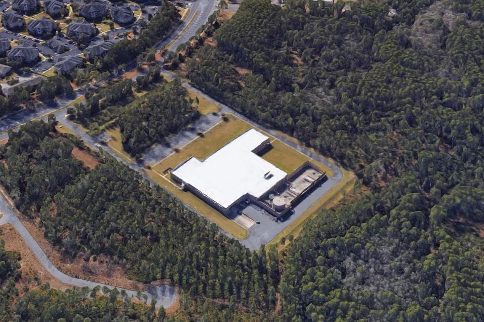 This single-story highly resilient facility is constructed of precast panels and is compliant with Data County Standards